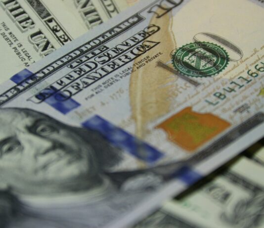 기본사회 구현을 위한 ‘특례시 민생경제 활성화 추진계획’ 수립 100 US dollar banknote