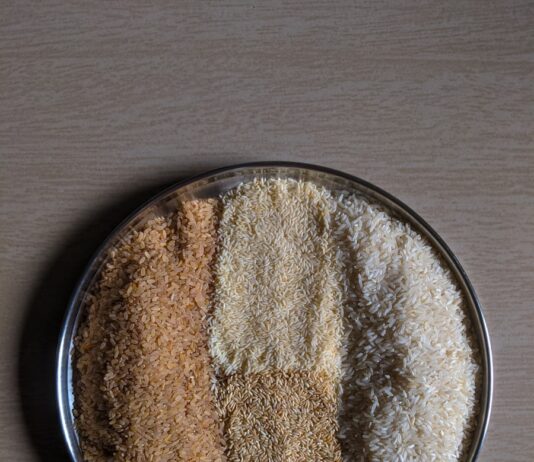 저탄고지(LCHF) 식단, 건강에 득인가 독인가? 전문가 의견 분분 brown powder in round container